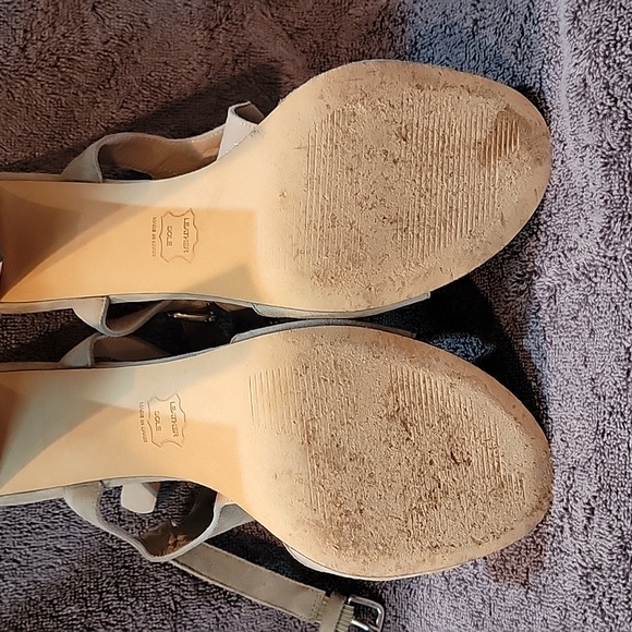 Stuart Weitzman heels, size 9N - Picture 8 of 10